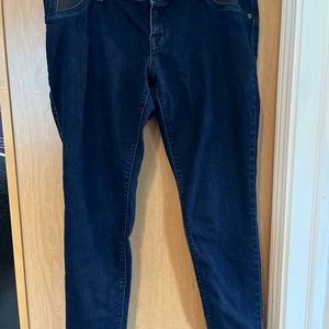 Isabel Maternity Jeggings Size 8/29 under belly